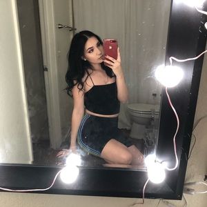 Meet your Posher, Crystal